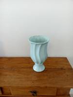 Vaso porcelana ondulado azul bebe P